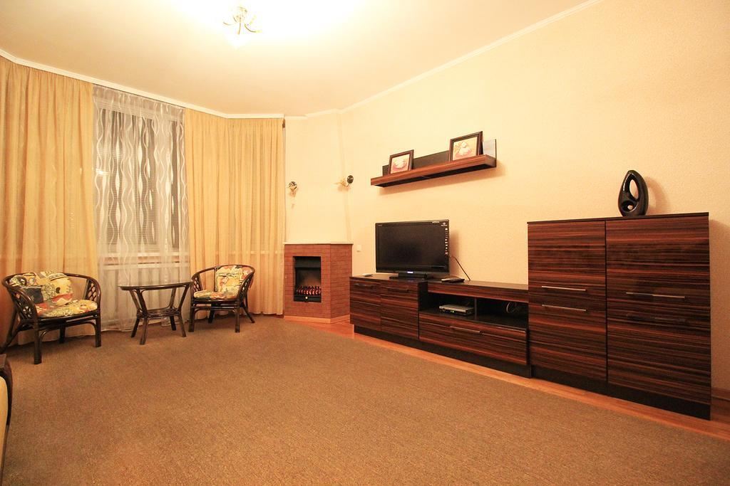 Apartment Poznyaky-Bazhana Kiev Buitenkant foto
