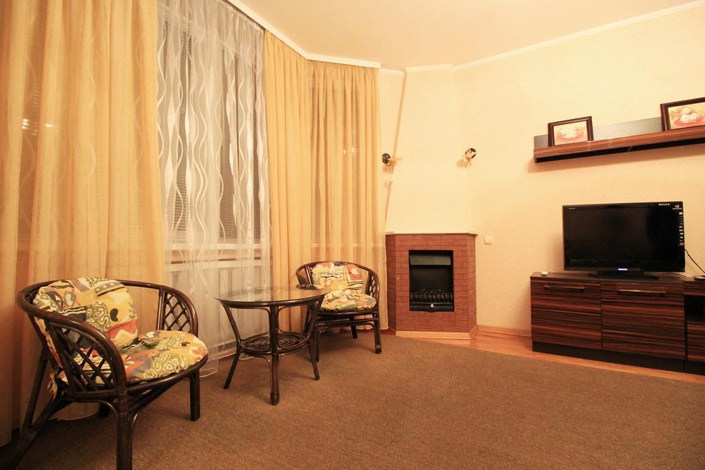 Apartment Poznyaky-Bazhana Kiev Buitenkant foto